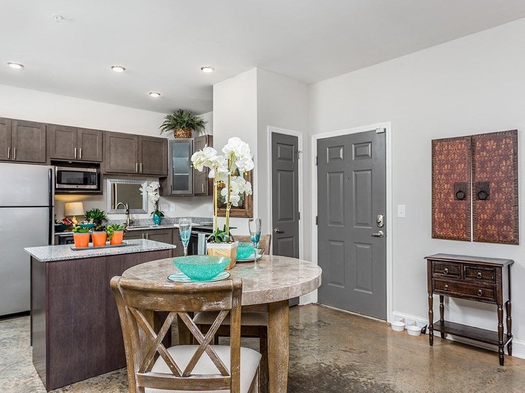 119 South - Photo 4 of 14