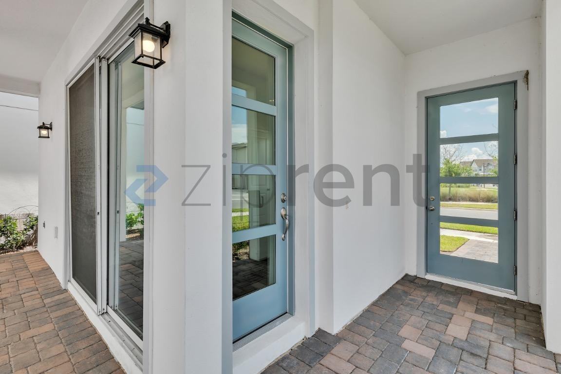 10382 Marconi Ave - Photo 2 of 37