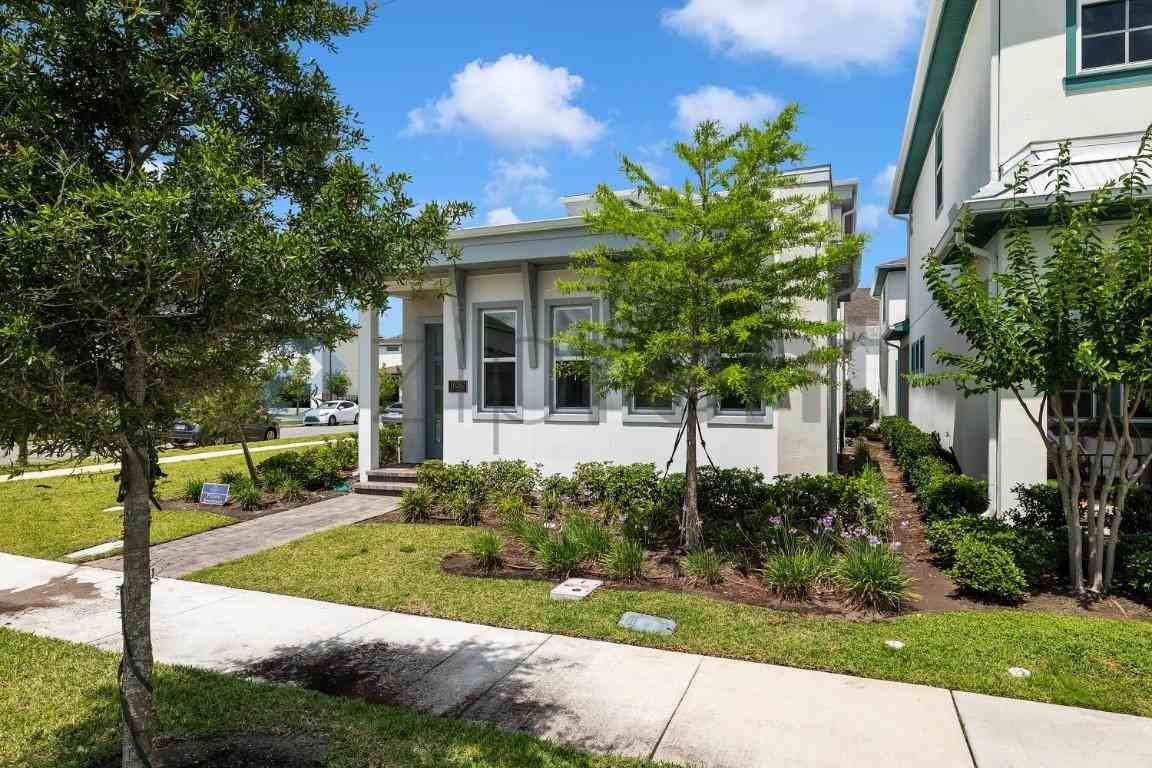 10382 Marconi Ave - Photo 4 of 37