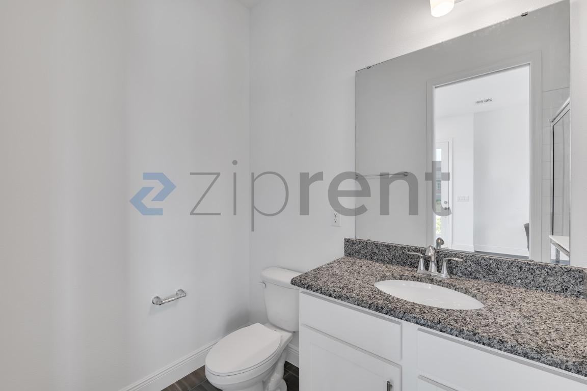 10382 Marconi Ave - Photo 7 of 37