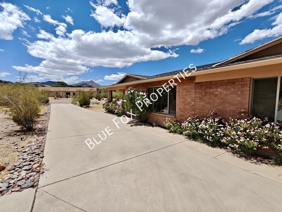 5440 W Placita De La Promesa #A - Photo 2 of 45
