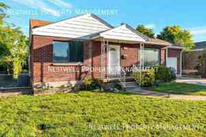 featured image of 453 E Haven Ave