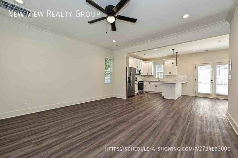 729 Wabash Ave #B - Photo 2 of 24