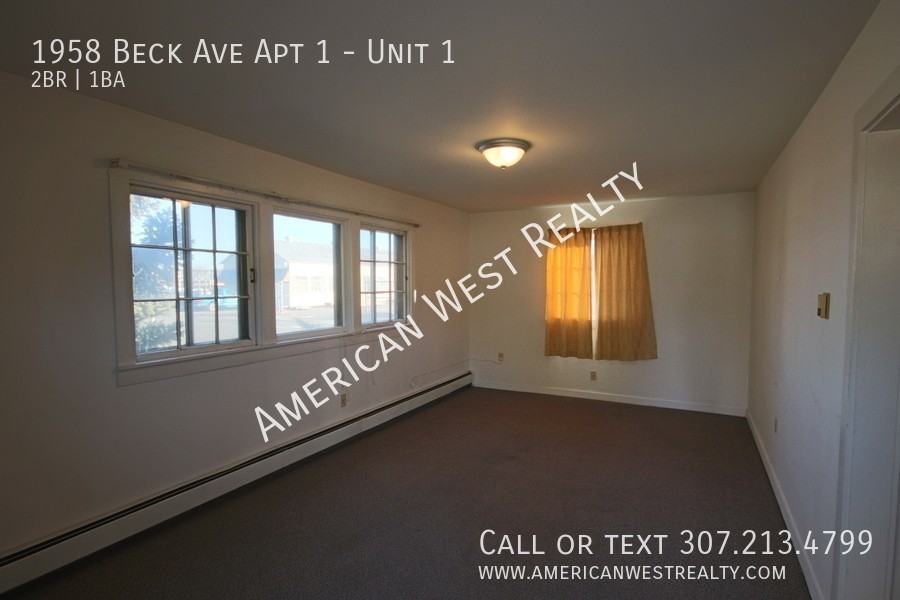 1958 Beck Ave Apt 1 #1 - Photo 2 of 7