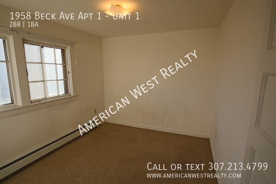 1958 Beck Ave Apt 1 #1 - Photo 5 of 7