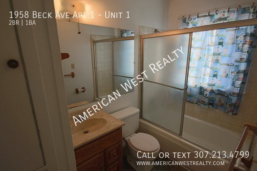 1958 Beck Ave Apt 1 #1 - Photo 6 of 7