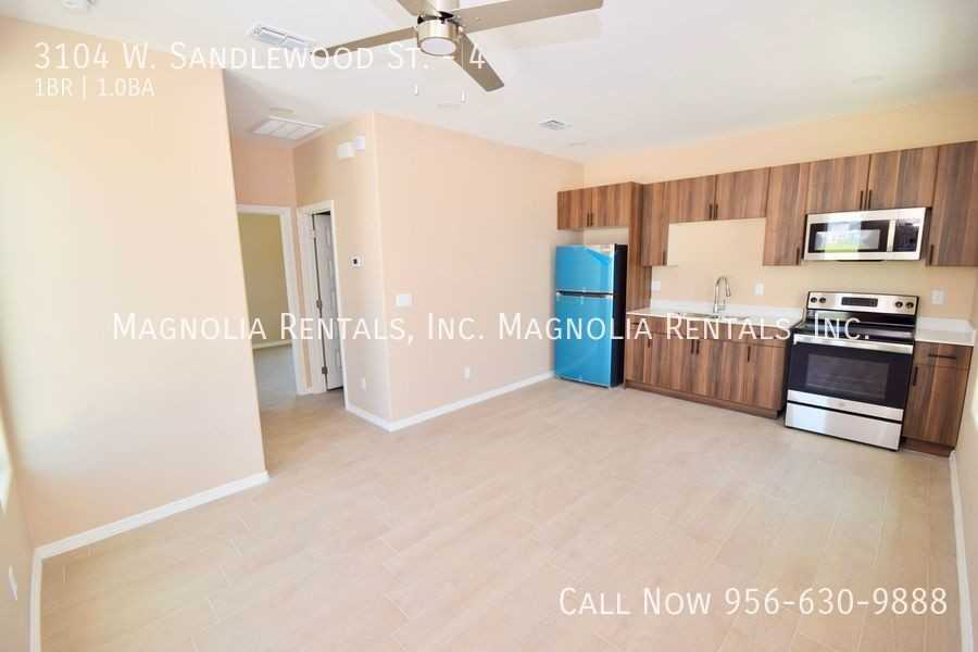 3104 W Sandlewood St #4 - Photo 4 of 9