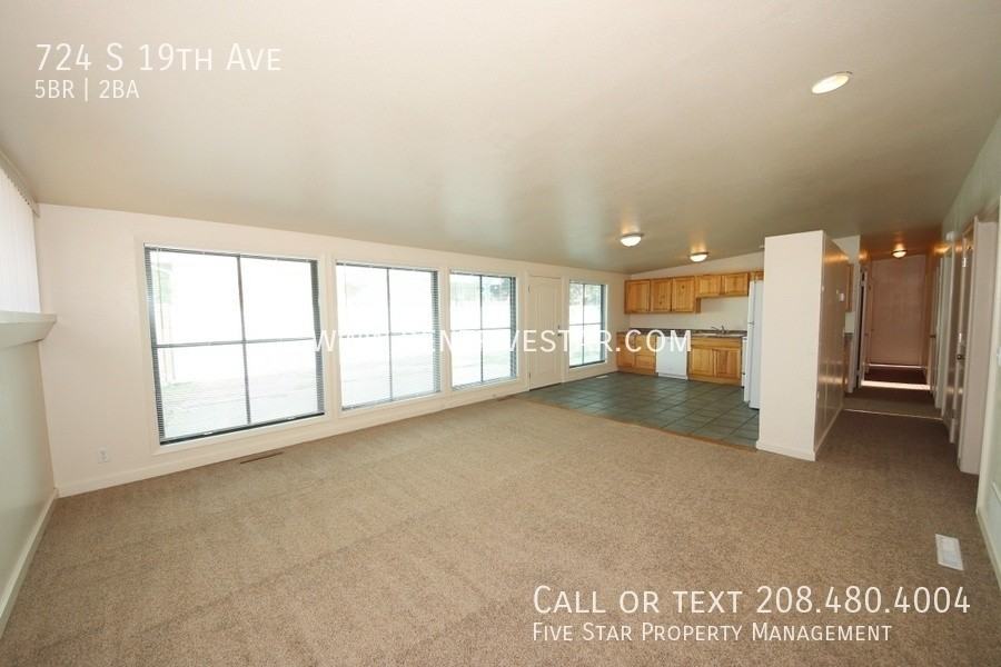 724 S 19th Ave - Photo 3 of 13