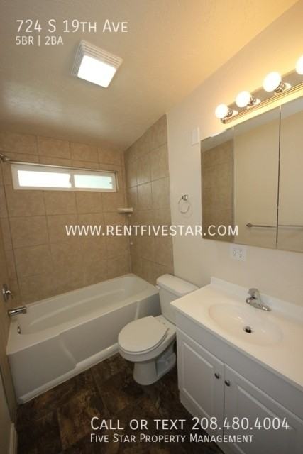 724 S 19th Ave - Photo 7 of 13