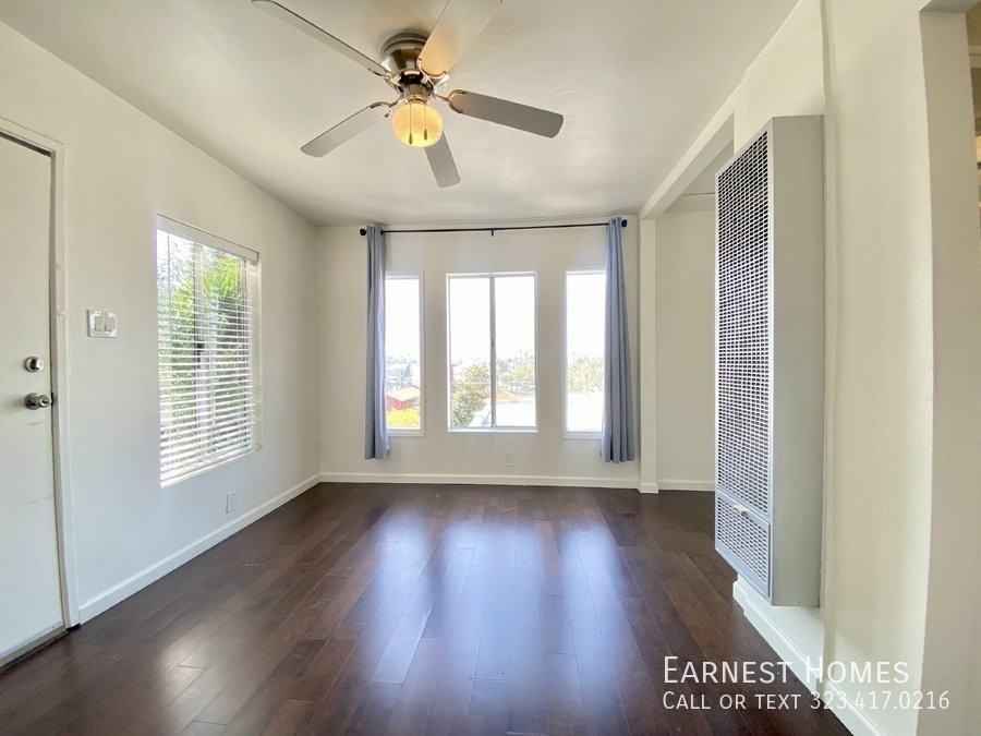 834 Laguna Ave - Photo 2 of 21