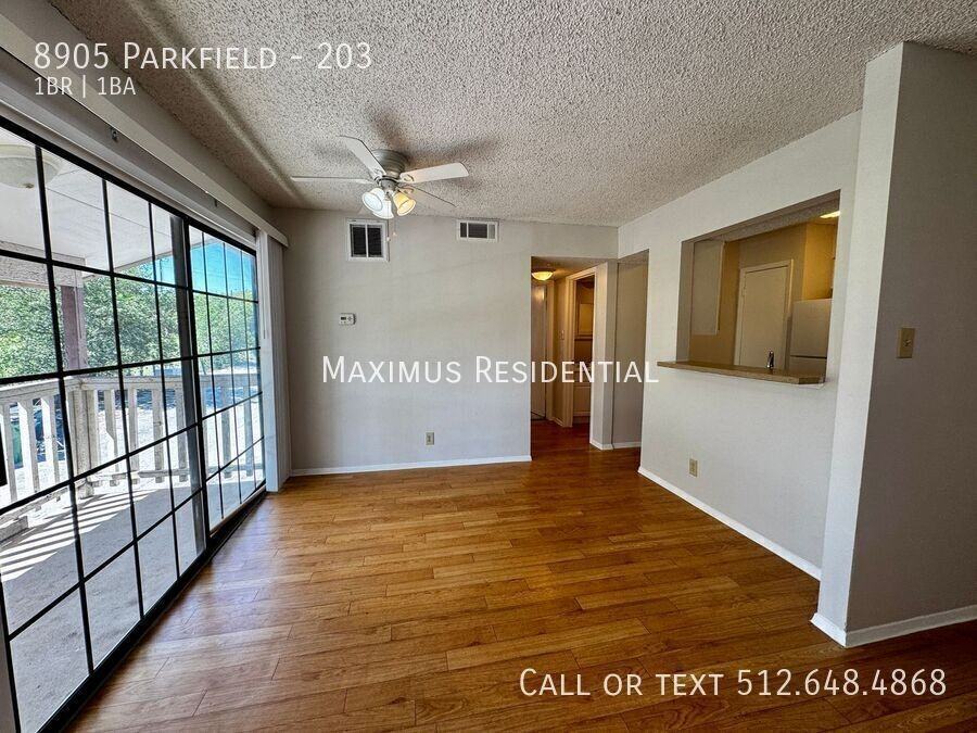 8905 Parkfield Dr #203 - Photo 4 of 14