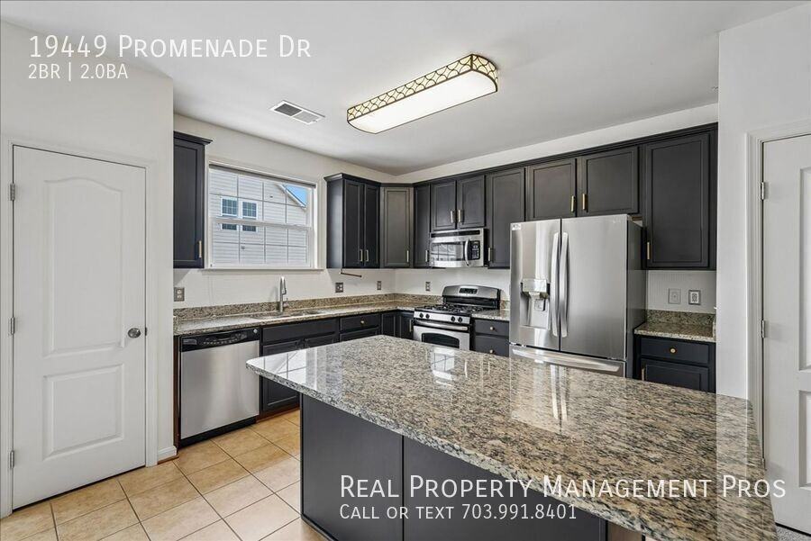 19449 Promenade Dr - Photo 3 of 43