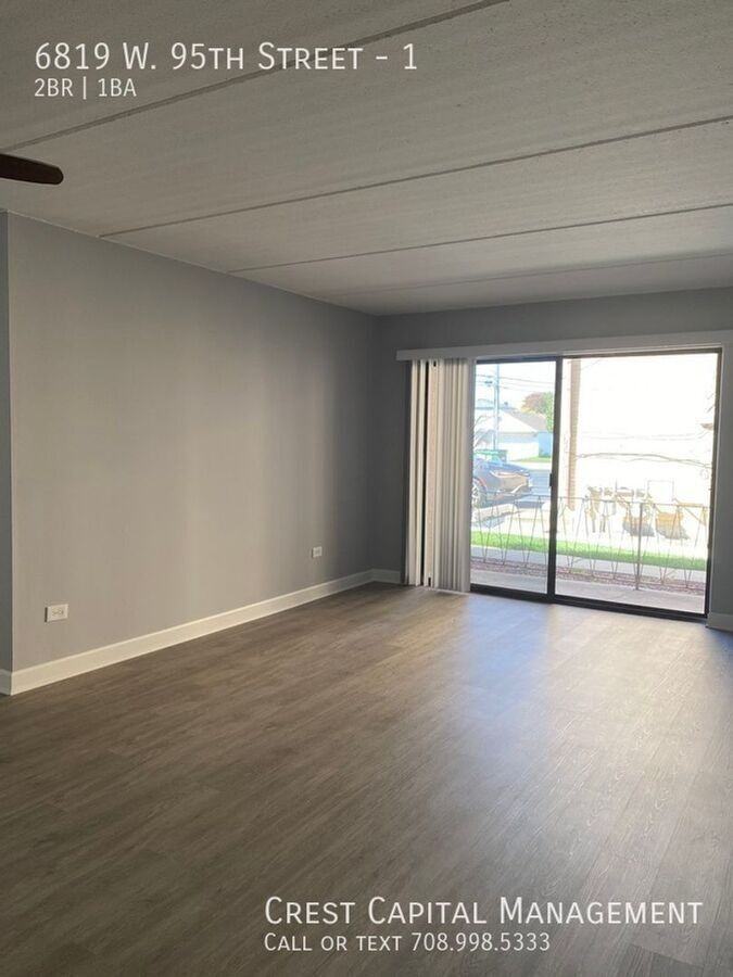 6819 W 95th St #16 - Photo 4 of 9