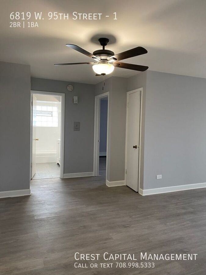 6819 W 95th St #16 - Photo 7 of 9