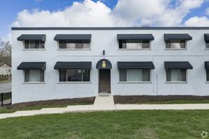 featured image of 4925 Fairview Ave