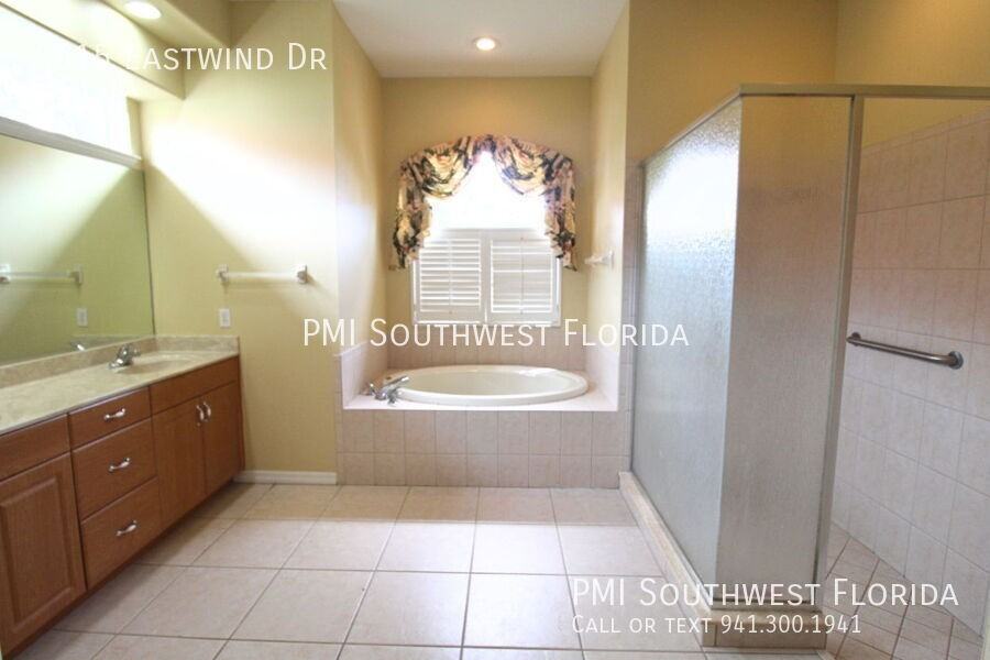 5615 Eastwind Dr - Photo 7 of 26