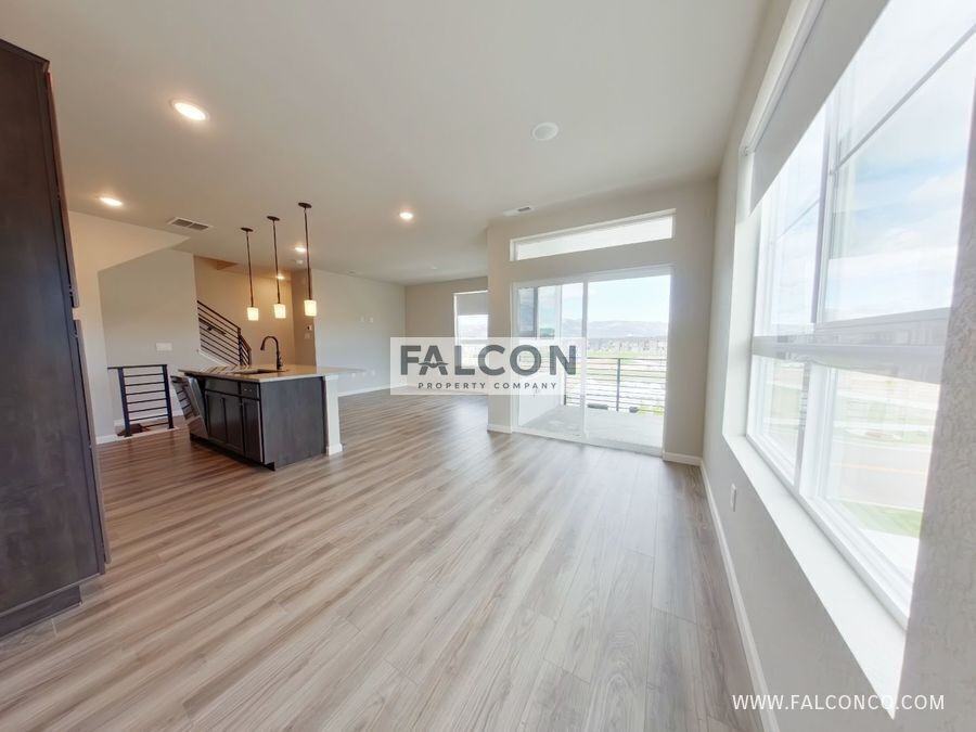 10672 Larimar Pt - Photo 4 of 15