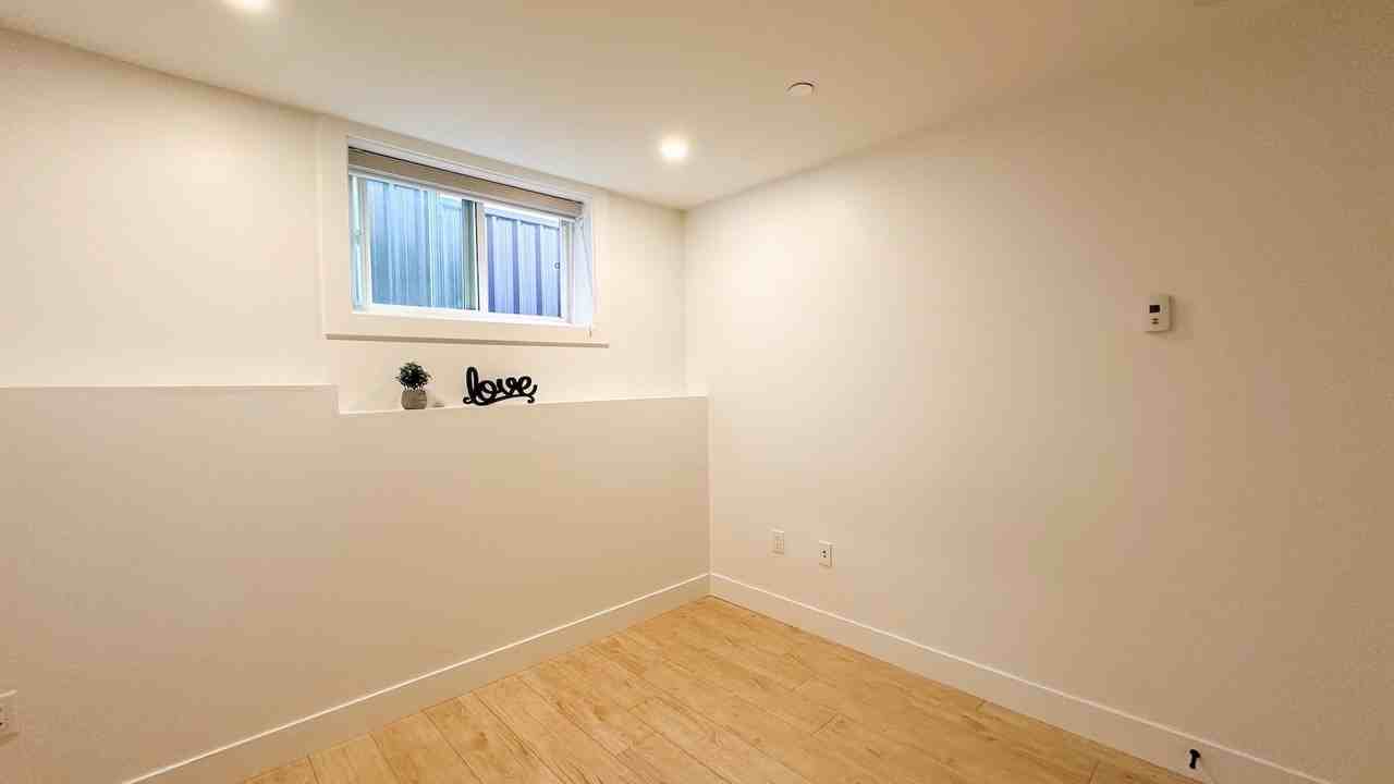 2723 Turner Street - Photo 5 of 9