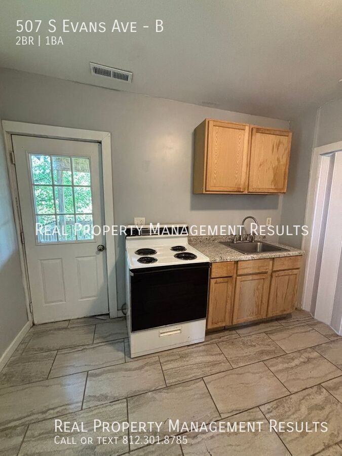 507 S Evans Ave #B - Photo 5 of 12