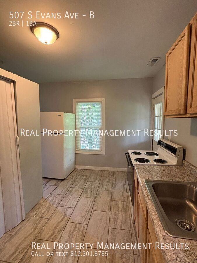507 S Evans Ave #B - Photo 6 of 12