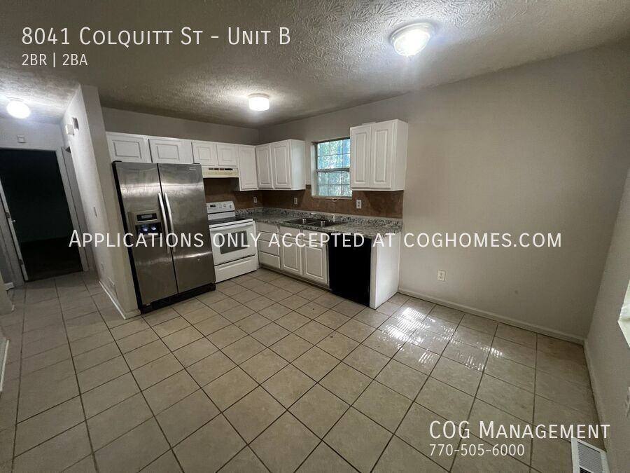 8041 Colquitt St #B - Photo 3 of 6