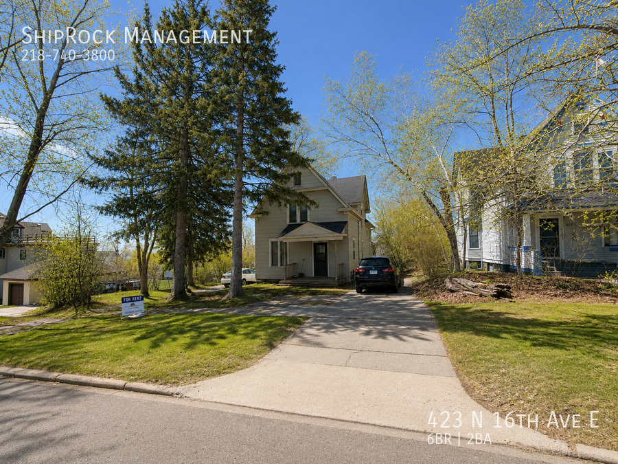 423 N 16th Ave E