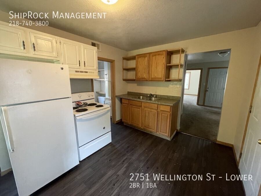 2751 Wellington St - Photo 2 of 8