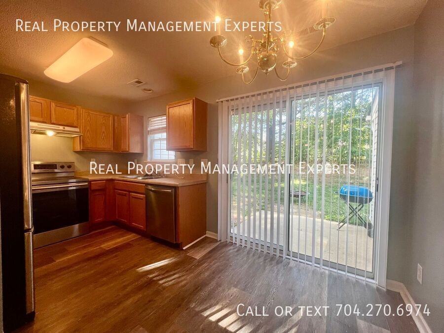 12438 Hennigan Place Ln - Photo 2 of 11
