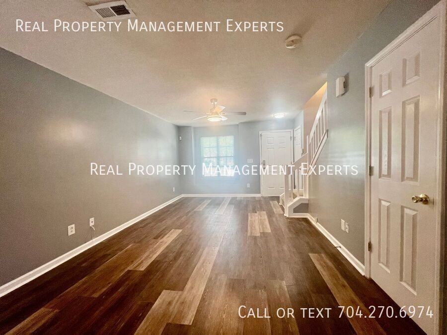 12438 Hennigan Place Ln - Photo 4 of 11
