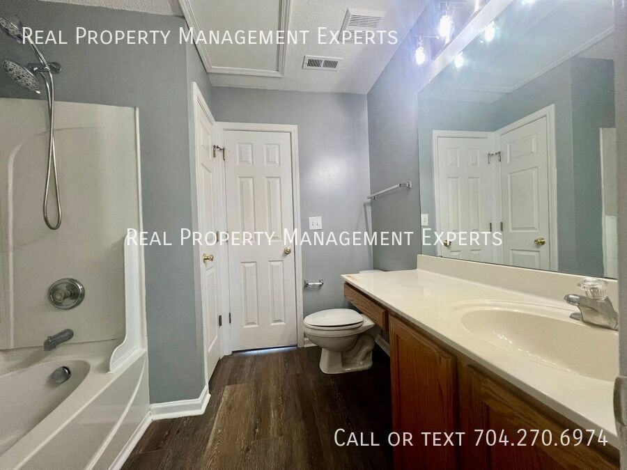 12438 Hennigan Place Ln - Photo 7 of 11