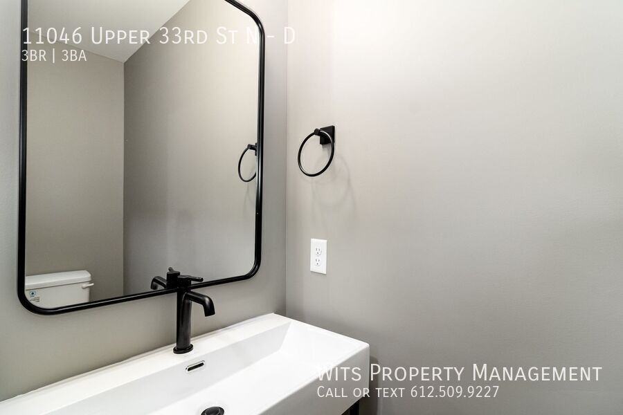 11046 Upper 33rd St N #D - Photo 7 of 17
