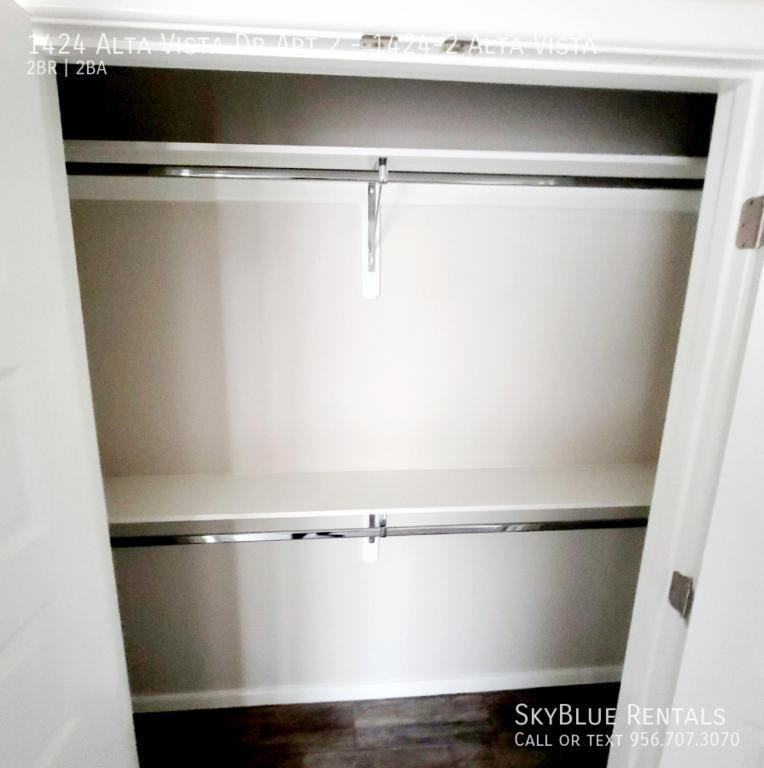 1424 Alta Vista Dr - Photo 4 of 16