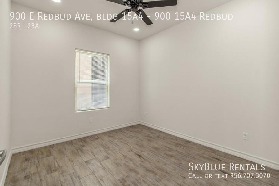 900 E Redbud Ave - Photo 4 of 8