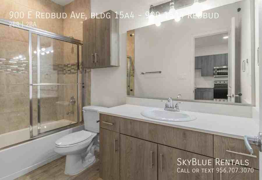 900 E Redbud Ave - Photo 5 of 8