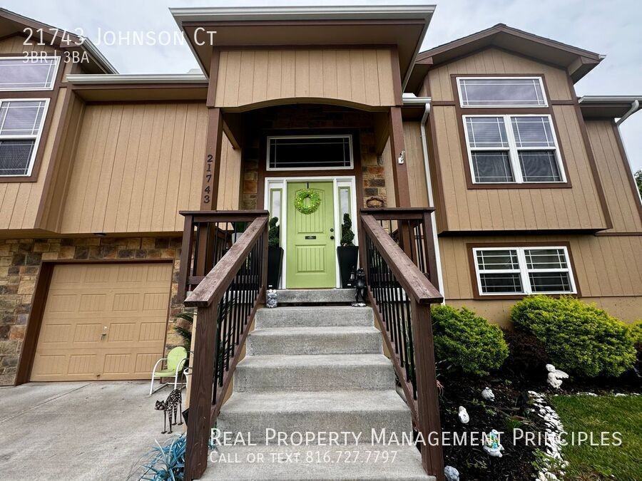 21743 Johnson Ct - Photo 2 of 23