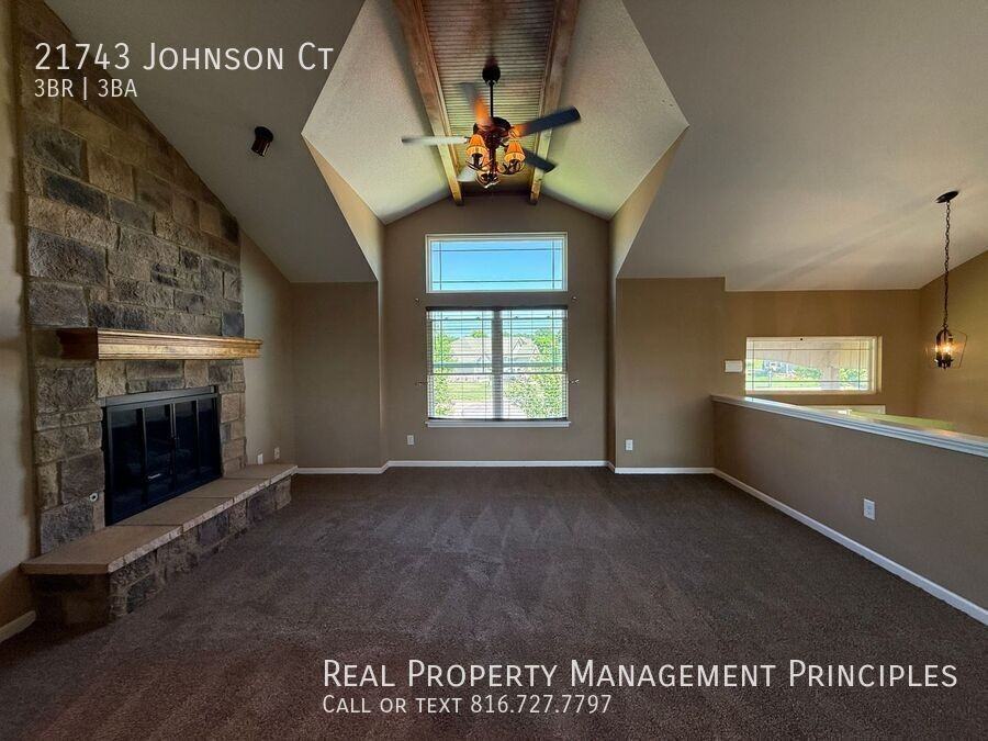 21743 Johnson Ct - Photo 4 of 23