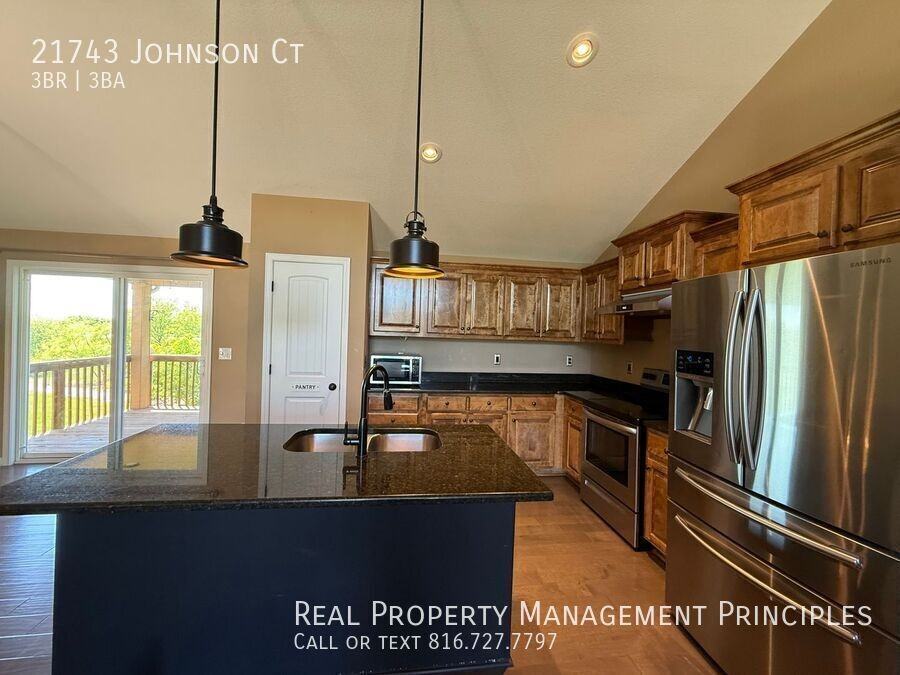 21743 Johnson Ct - Photo 5 of 23