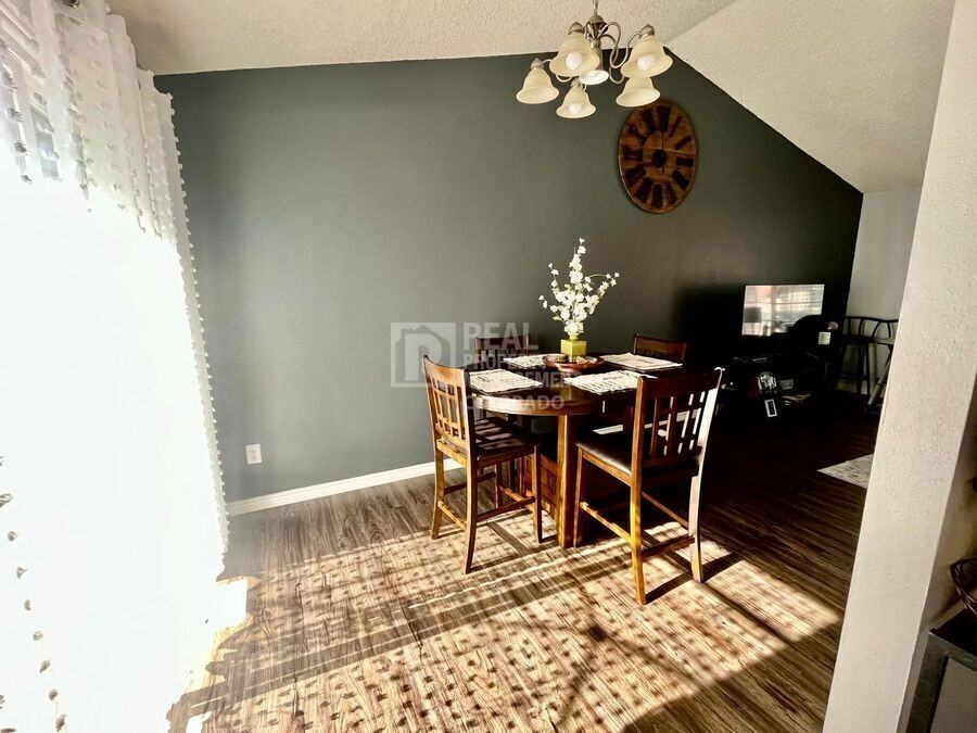 5435 Country Heights Dr - Photo 6 of 17