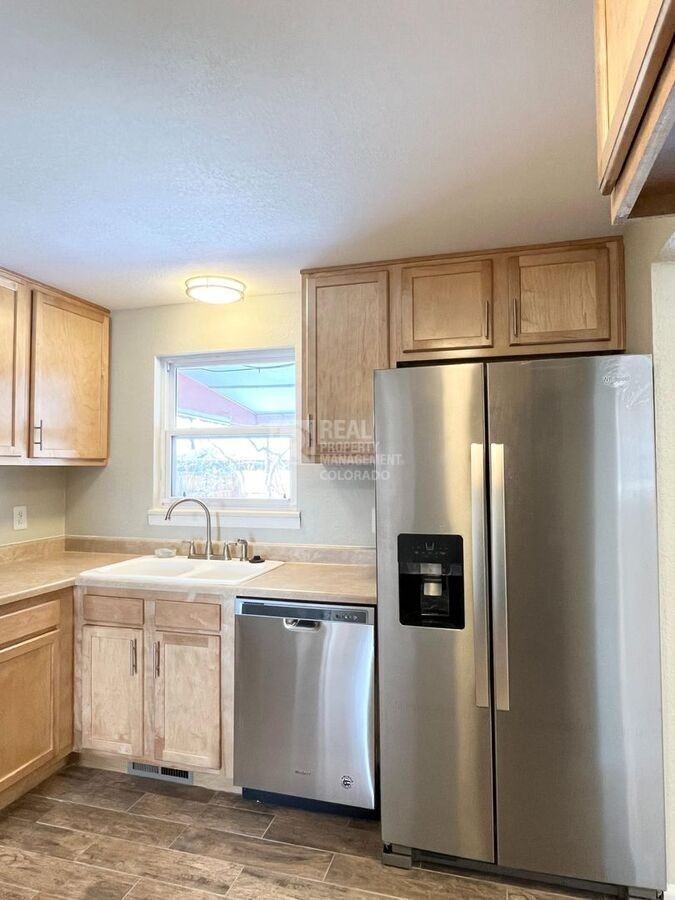 7051 E Arkansas Ave - Photo 5 of 16