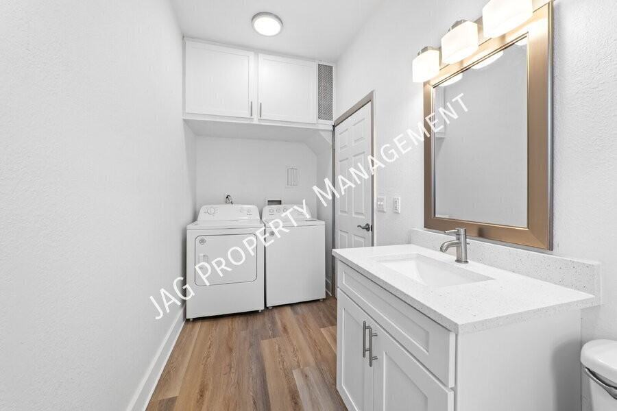 931 Rubel St - Photo 3 of 23