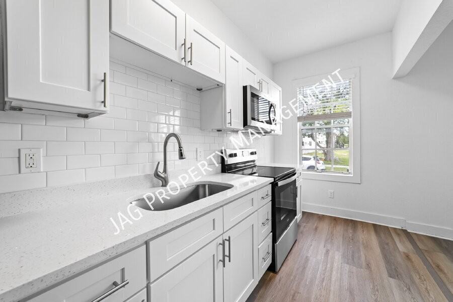 931 Rubel St - Photo 5 of 23