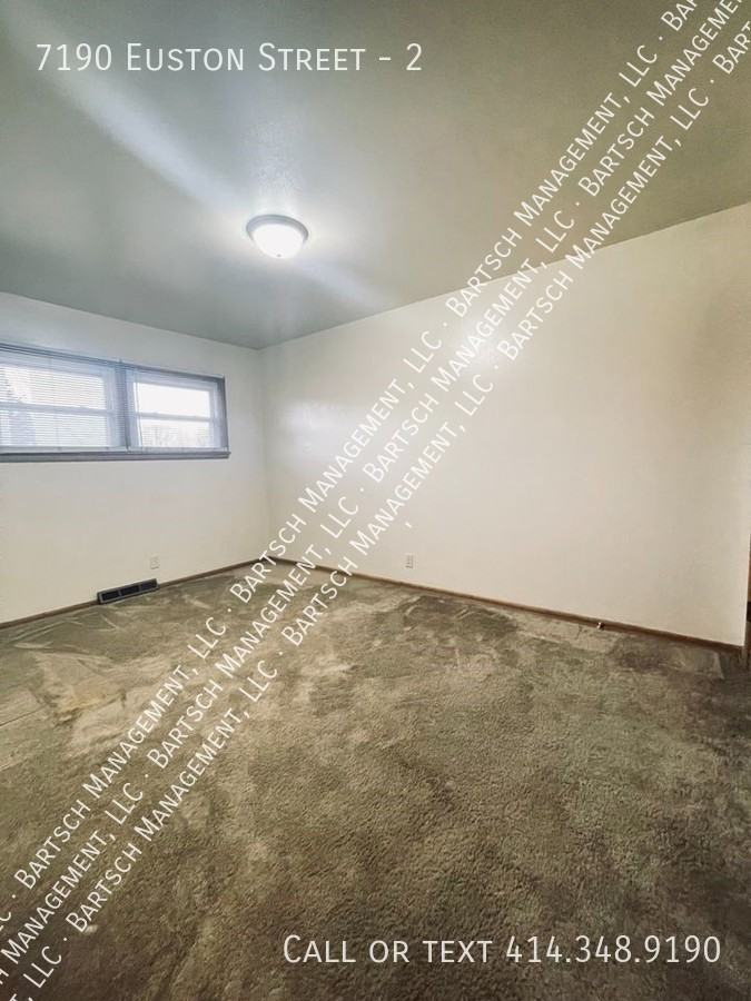 7190 Euston St #2 - Photo 5 of 5