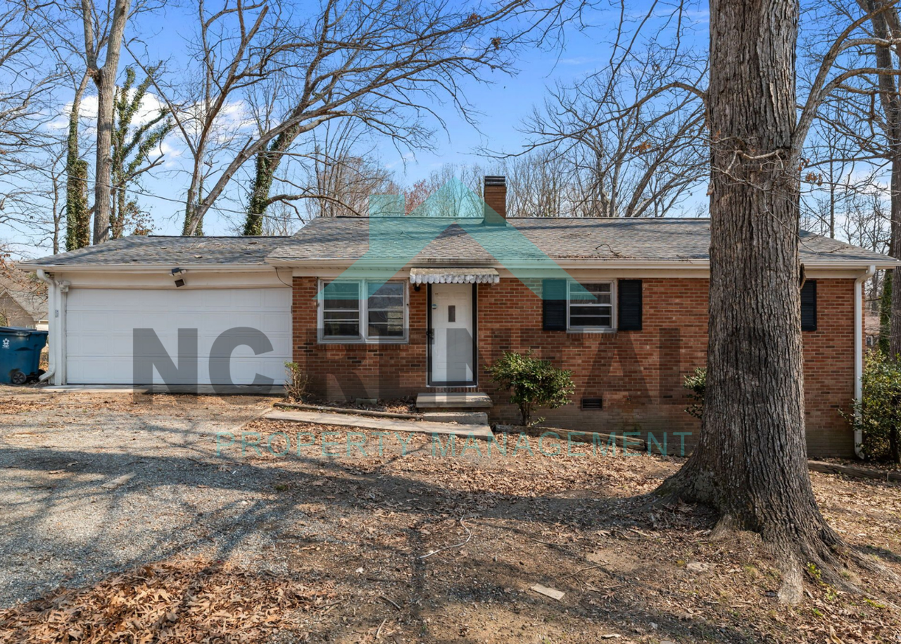 3818 Edgewood Terrace Dr - Photo 3 of 25