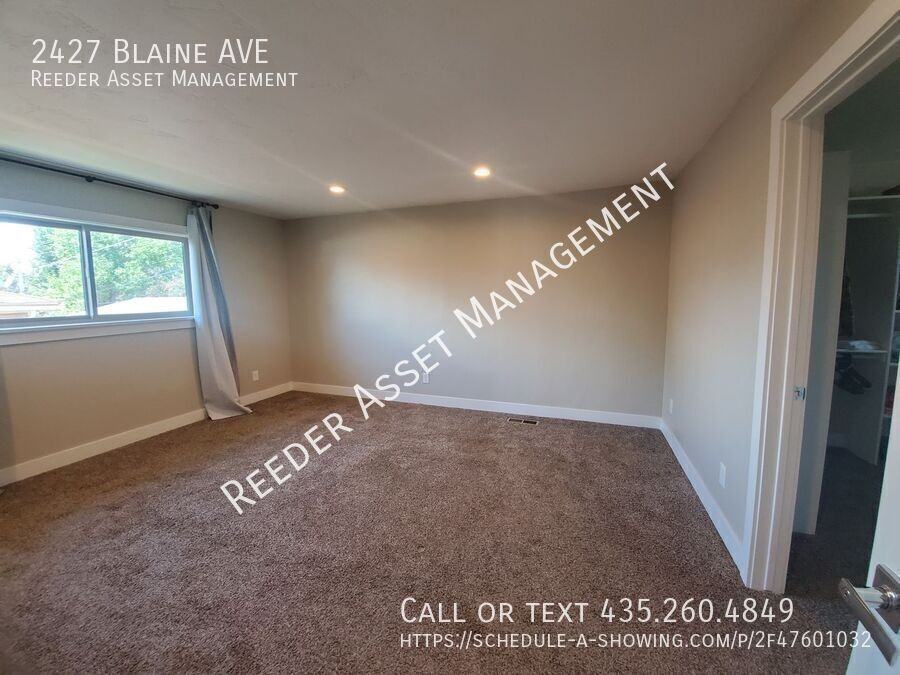 2427 E Blaine Ave - Photo 6 of 26