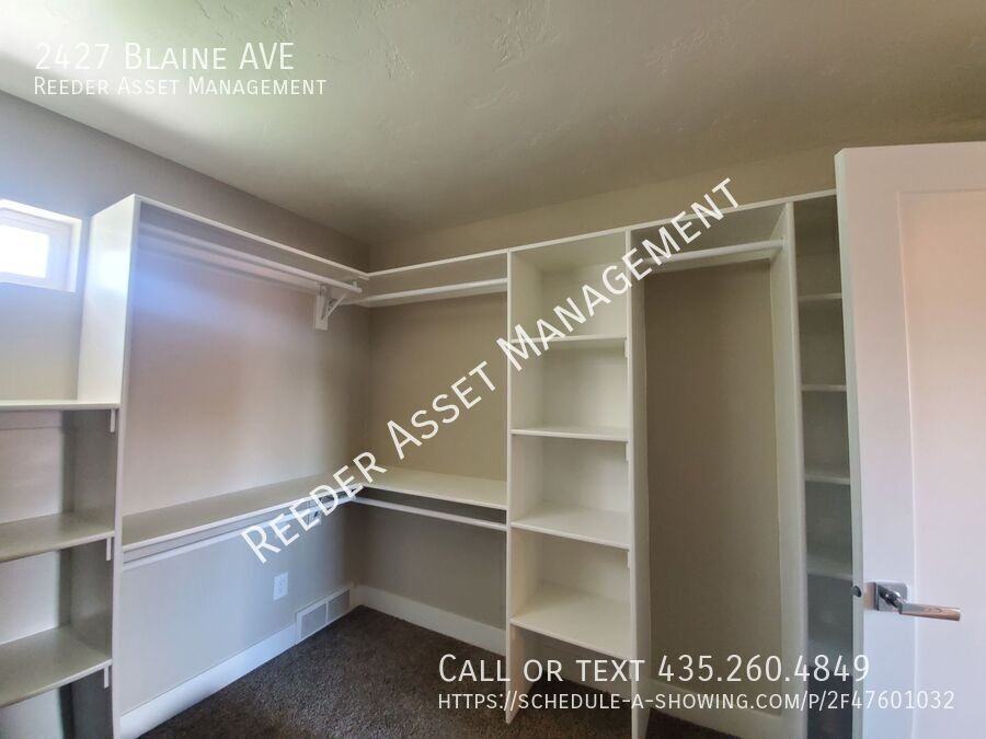 2427 E Blaine Ave - Photo 7 of 26