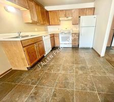 featured image of 901 Syracuse Ave Bldg B #23