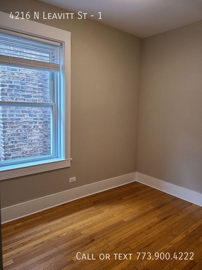 4216 N Leavitt St #1 - Photo 5 of 16