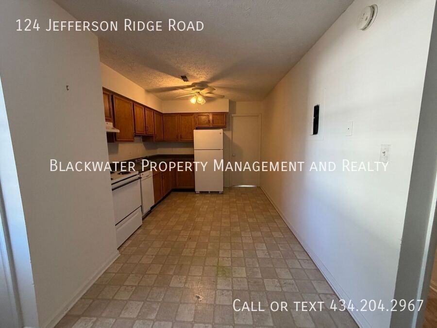 124 Jefferson Ridge Rd - Photo 4 of 8