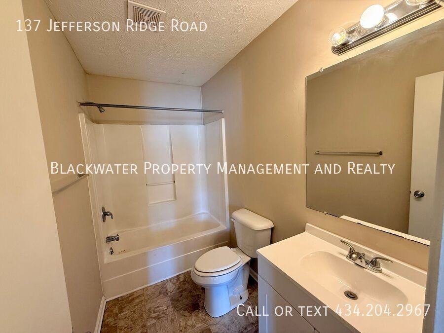 137 Jefferson Ridge Rd - Photo 6 of 10
