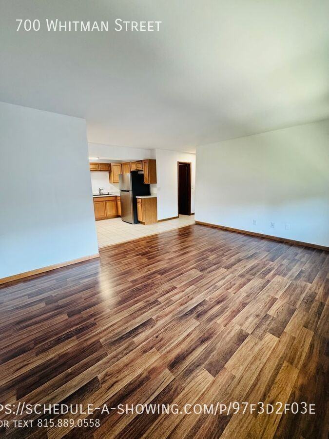 700 Whitman St - Photo 6 of 16